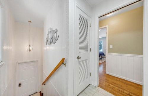 Scenic Point - Private Lakefront Home w/ Dock, Fire pit, outside shower & Hot tub - Foto 13