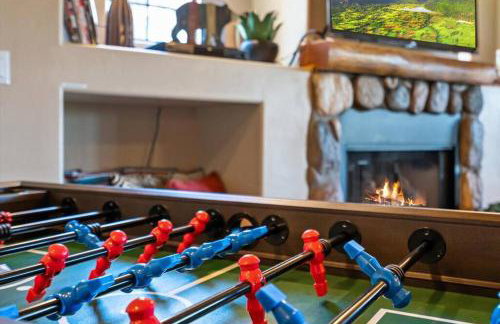 Cabin with Wild Horses, Fireplace, Dog Friendly & StarLink - Foto 9