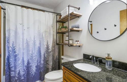 Mountain Views Hot Tub FirePit Close to town - Foto 19