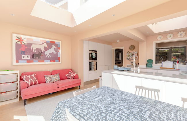 Beautiful Family-Friendly 3BD House - North Sheen - Foto 17