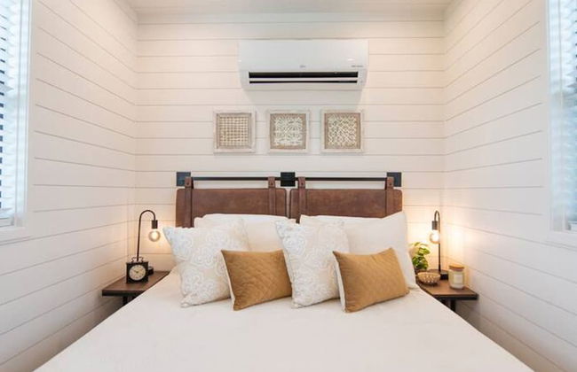 The Newtonian Tiny Container Home Near Magnolia - Foto 8