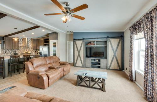 Spacious Tierra Amarilla Ranch House with Deck! - Foto 4