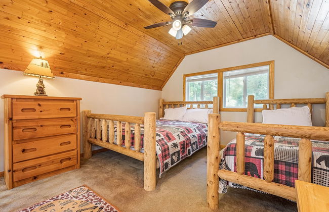 Cabin at Slope's Edge - Photo 6