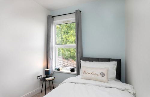 Contractors Stay - Free Parking - Fast WiFi - Sleeps 4 - Foto 35