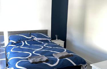 4-6 Guests in centre location with stunning views - Photo 8