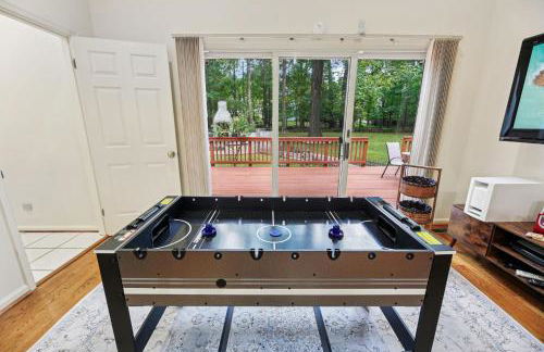 DC Luxury Retreat in Forest Spacious Full of Fun - Foto 13