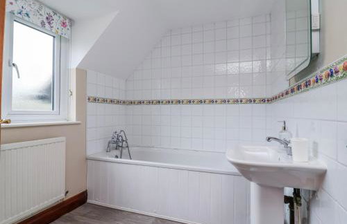 Manor Wood - Photo 35