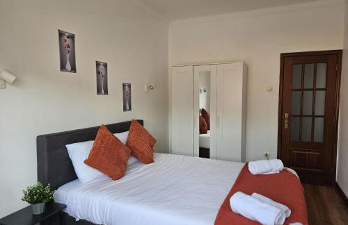 Light Spacious Almada Apartment - Foto 21