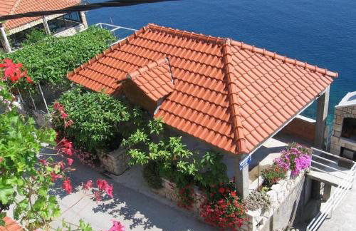 By the sea - Foto 17