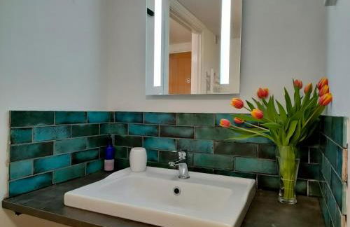 The Old Bakery Seahouses - Photo 5