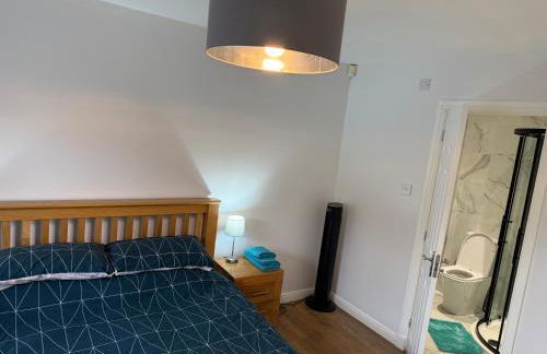 Dunfermline 2 Bed Flat Fully Furnished - Foto 11