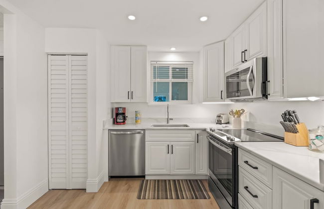 Kingston Arms Modern 1BR On Lido Key - Foto 8