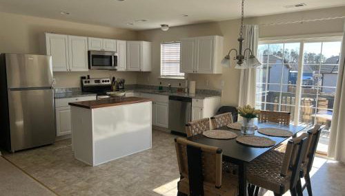 Welcome Families and Pets! 30 nights Entire Home - Foto 5