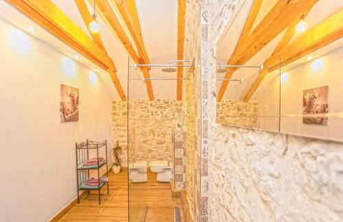 Heritage House Vrime - stone house with heated pool - Photo 53