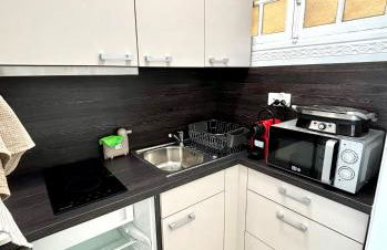 Sea View Studio with Balcony, Near Italy & Monaco - Foto 9