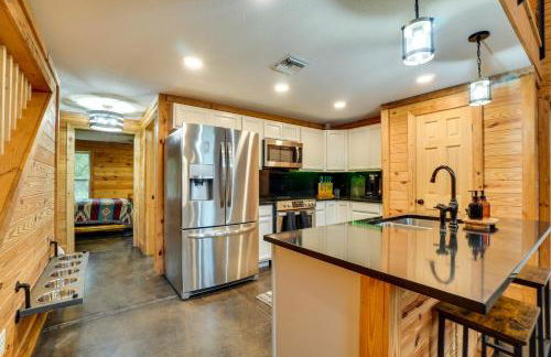 3 Mi to Lake Harney Home on 6 Acres with Fire Pit - Foto 9