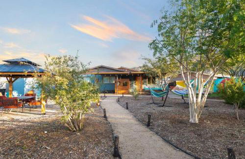 The Hummingbird House, Sauna & Mountain Views! - Foto 57