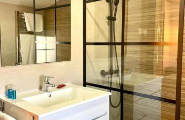 Apartamentos Pico Almanzor - Photo 4