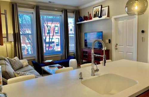 Bella Villa on Taylor Street Chicago’s Little Italy 1 mile west the Loop & UIC - Foto 39