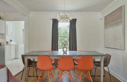 Communal Crashpad-City Card for local biz discounts - Foto 49