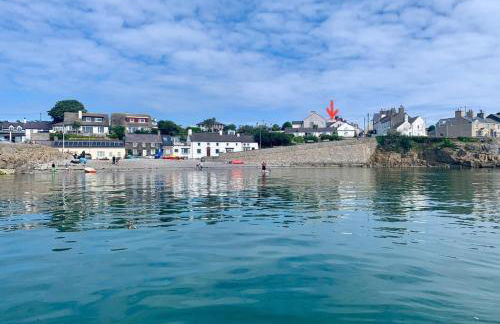 Bungalow by the Sea, Moelfre - Photo 3