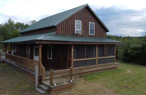 Spacious Salmon River Waterfront Lodge for 6 - Foto 50