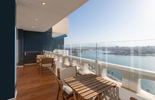 Luxury beach/port apartment - Photo 4