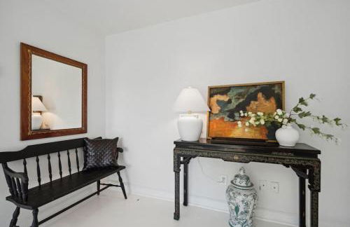 Crystal City Charm Free Parking - Foto 8