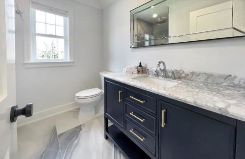 New Construction Modern Luxury Retreat w 6 Beds - Foto 43