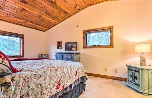 Mountain Cabin with Fire Pit, Walk to Golf and Fishing - Foto 14