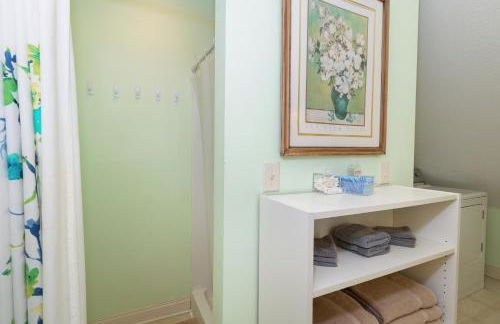 Home STEPS from Oberlin - Foto 20