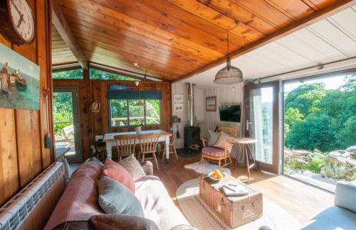 Little Kestrel Cabin - Photo 2