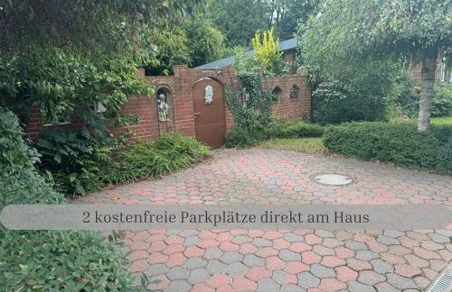 Lodge of Africa - einzigartige Themenzimmer, eingezäunten Garten, Sauna, Whirlpool & Kamin, Hunde willkommen, Gasgrill, voll ausgestattete Küche, großer Essbereich, Hamburg & Stade in der Nähe - Photo 40