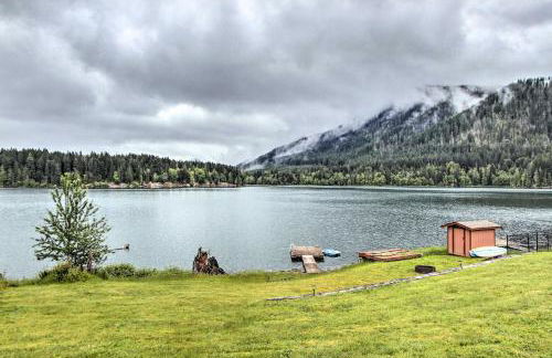 Lakefront Eatonville Cabin with Dock and Mtn Views! - Foto 32
