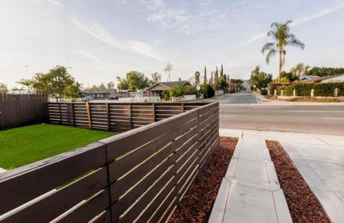 Escondido Front Unit 3-BR by SD STAY - Foto 52