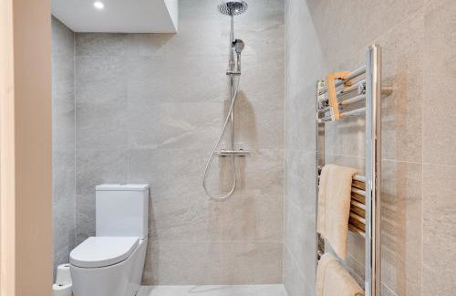 NEW Apt 1 Armatage Flats - Foto 13