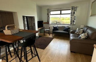 Convenient North Coast Home - Foto 1