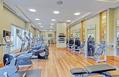 2B Beachfront condo! Pool! Games! 15 mins to PBI! - Foto 33