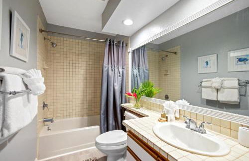 Grand Champions Upgraded 3-Bedroom with Wraparound Lanai, Complimentary Rental Car Included GCH-134 by KBM - Foto 16