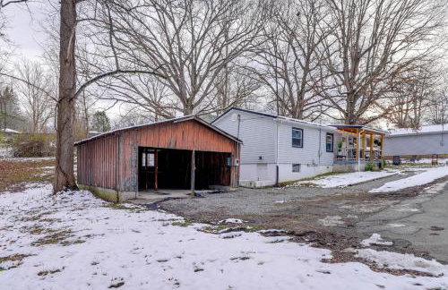 Walk to Dtwn Fayetteville Family Home with Fire Pit - Foto 25