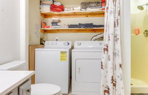 3 min to Mt Snow with FREE Shuttle! Family-Size fun, Wood fireplace, 2 living rooms, Arcades - Foto 28