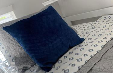 Classy, Cozy, Close to downtown - Foto 14