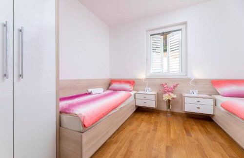 Seafront Maris by EL-PI TOURS - Foto 40