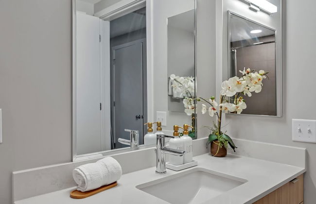 High-rise Apt Raleigh Free Parking Sunset View 1 - Foto 13