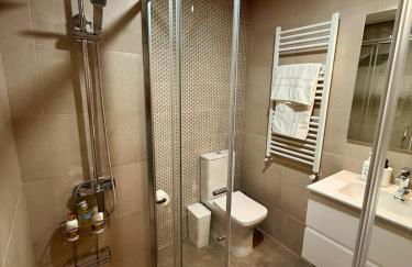 Private Room & Bath near Old Town - Foto 8