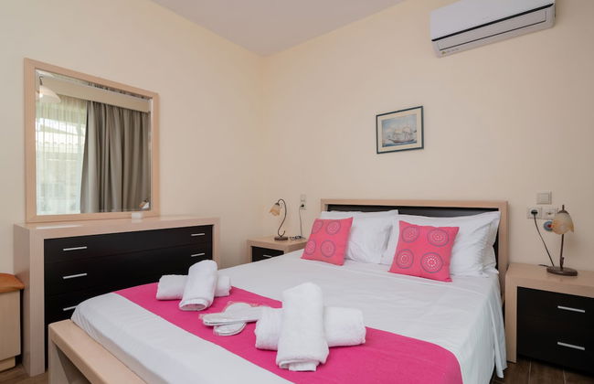 Orient Villas - Photo 21