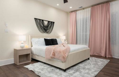 Rodeo Special! 4BR Luxury, Houston Rooftop Views - Foto 47