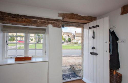 Charming Country House Nr Bath - Photo 62