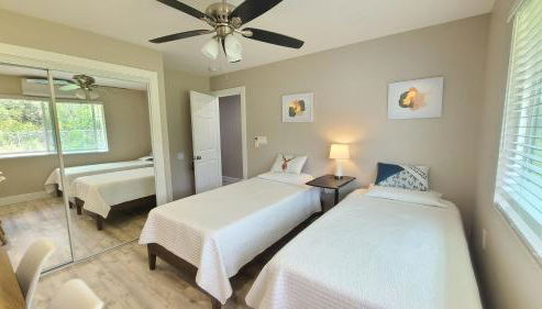 Air Conditioned! Paradise Park Brand new 2-bedroom Suite - Foto 4