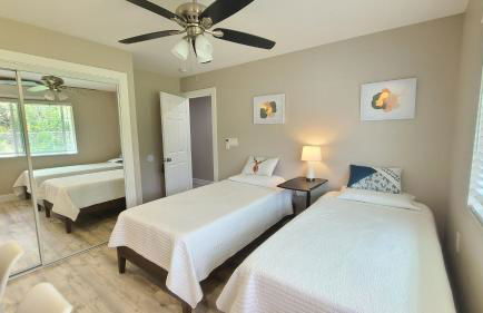 Air Conditioned! Paradise Park Brand new 2-bedroom Suite - Foto 4